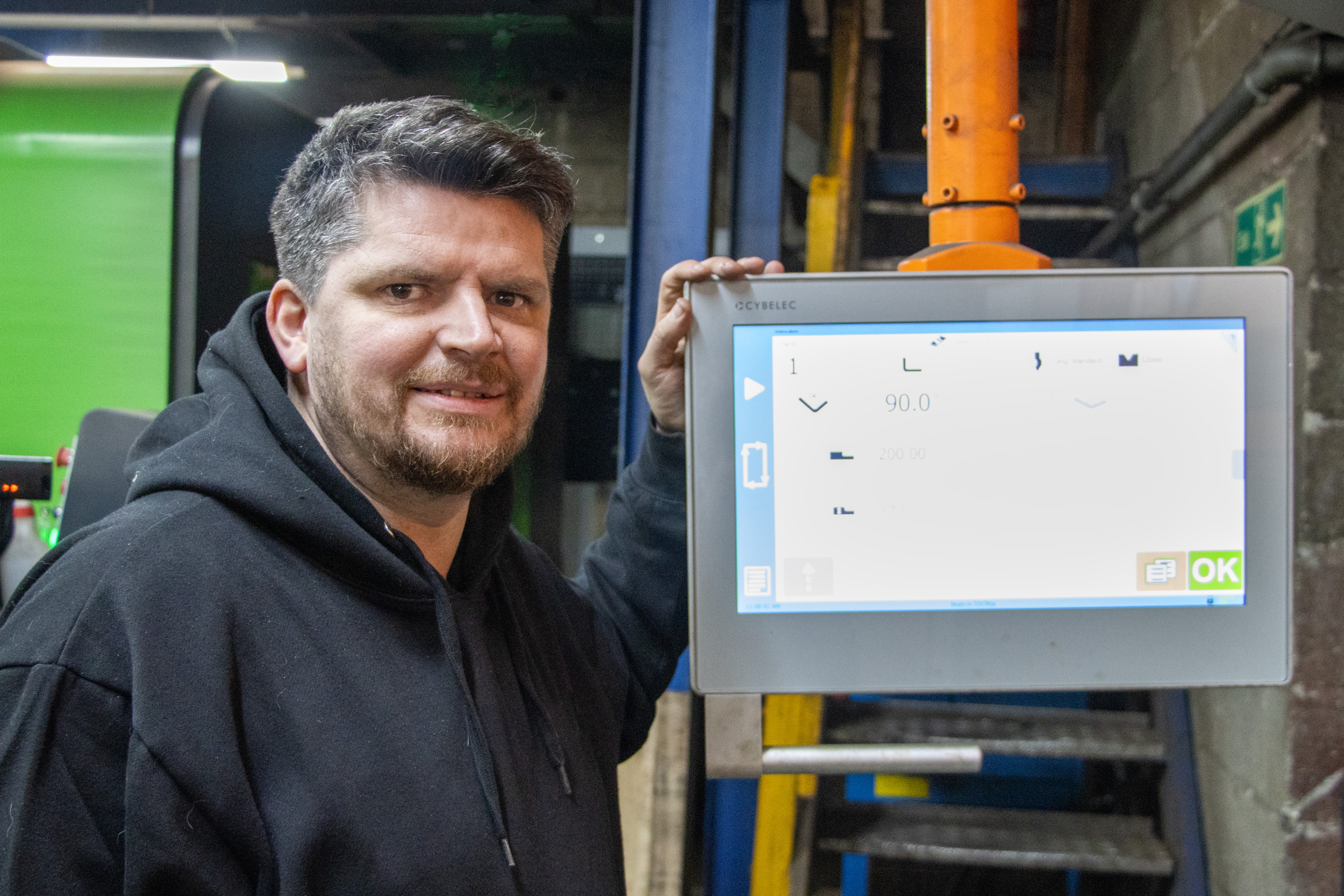 Welcoming Anthony Thompson to Hull Laser and Folding Ltd